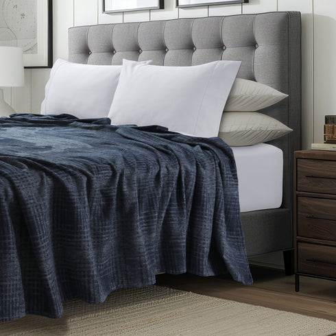 Reindeer Organic Cotton Yarn Dyed Blanket