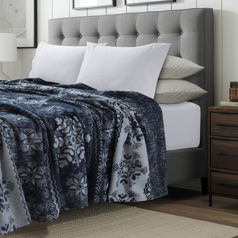 Snowflakes Organic Cotton Yarn Dyed Blanket