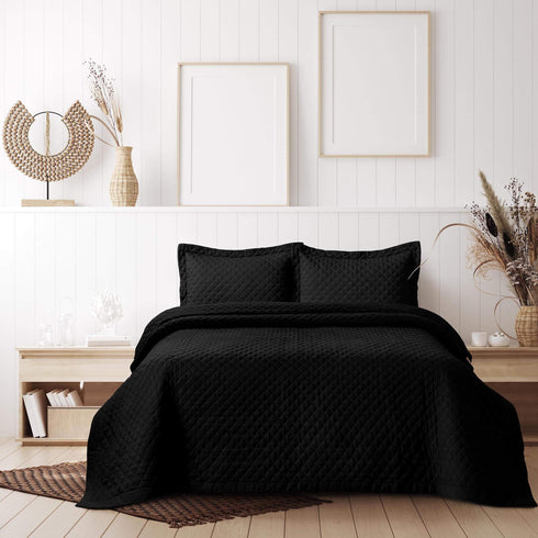Brisbane Solid Oversized Quilt Set