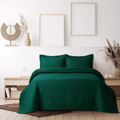 Brisbane Solid Oversized Quilt Set