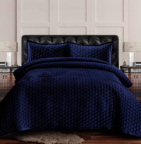 Lugano Honeycomb Velvet Oversized Solid Quilt Set