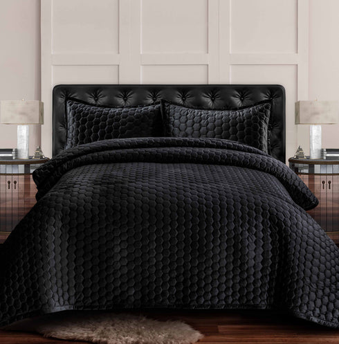 Lugano Honeycomb Velvet Oversized Solid Quilt Set