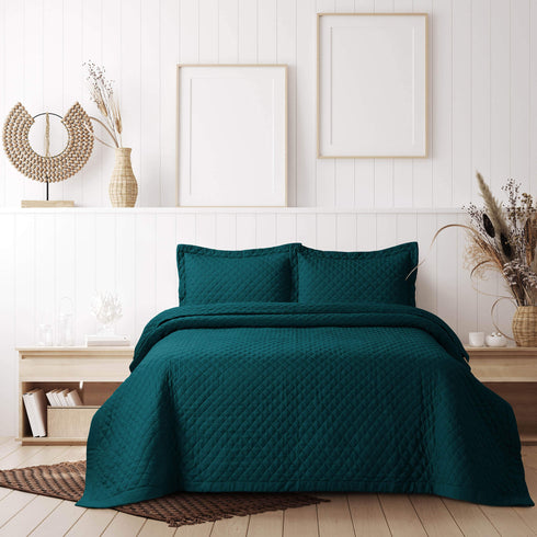 Brisbane Solid Oversized Quilt Set