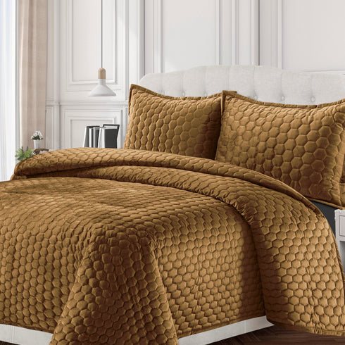 Lugano Honeycomb Velvet Oversized Solid Quilt Set